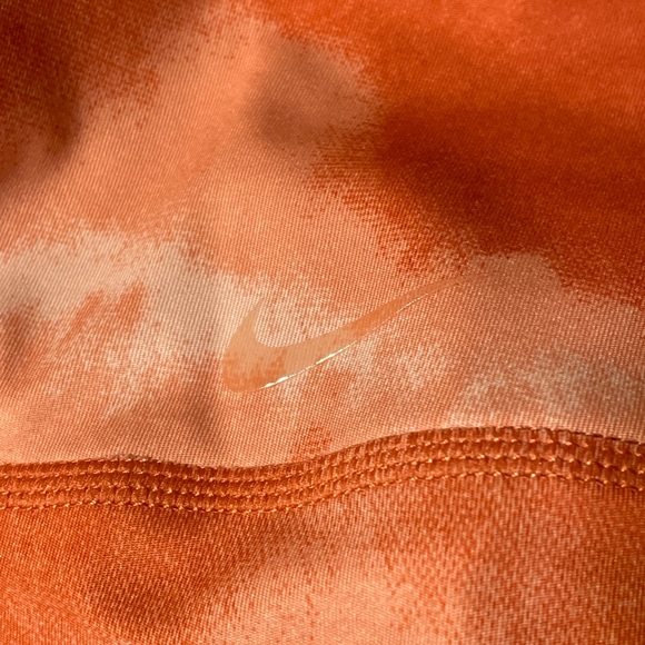 Nike Women's XL One Luxe Dri-FIT 7" Mid-Rise Printed Training Shorts DO7814-827 - Picture 9 of 10